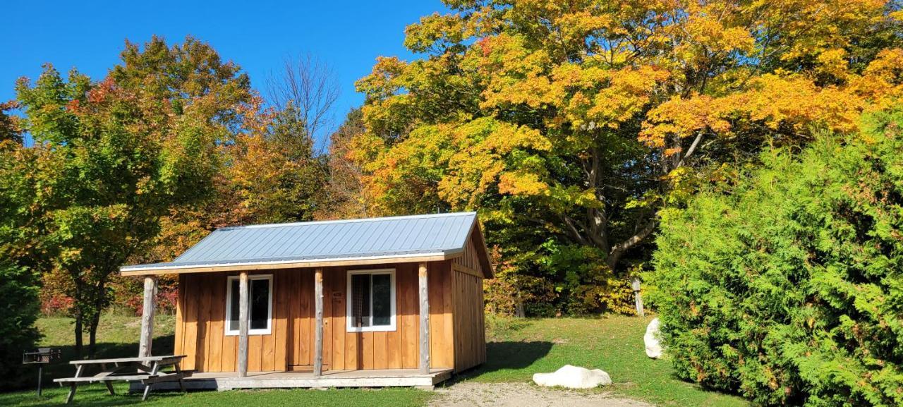 Tobermory Village Cabins Exterior photo