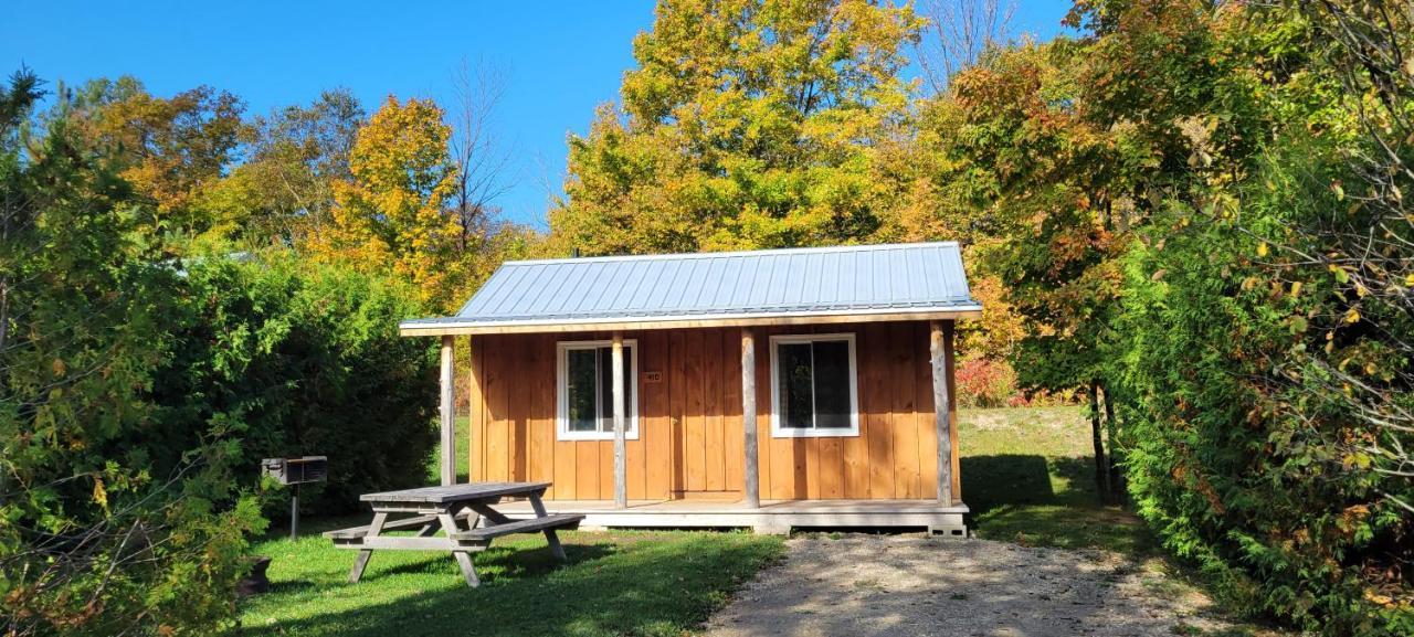 Tobermory Village Cabins Exterior photo